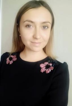 Яшкова Жанна Сергеевна